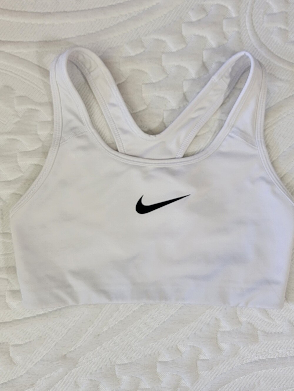 Nike Dri-Fit Sports Bra Small Logo White Racerback womens lightly lined wireless